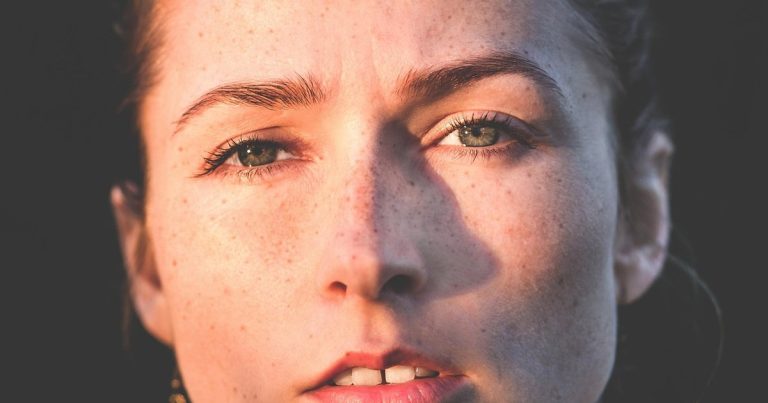 Mole on Face Meaning: What Face Reading Tradition Actually Says